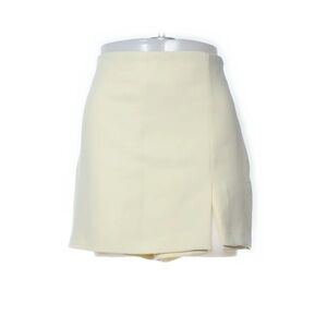 BNWT butter Yellow Zara Mini Skort size L